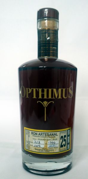 Opthimus 25 Summa Cum Laude Rum 0,7L 38% vol.